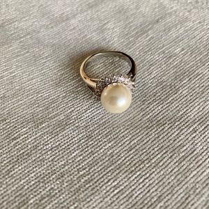 Custom ring hypoallergenic with crystals size 5